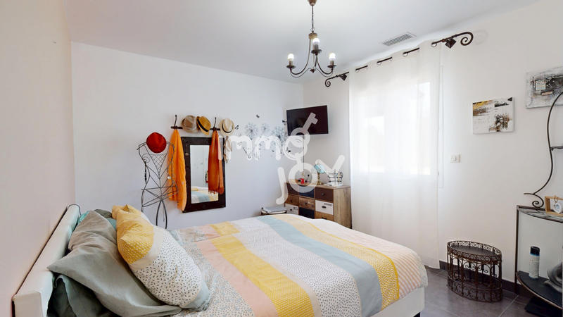 Maison - 170 m² - 7 pièces