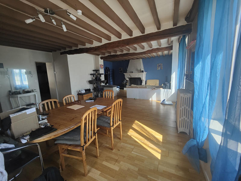 Maison - 229 m² - 8 pièces