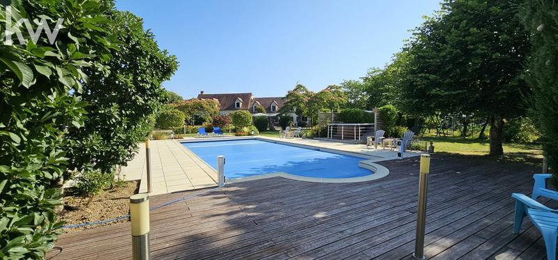 Maison chambre d'hôtes - 424 m² - 10 pièces