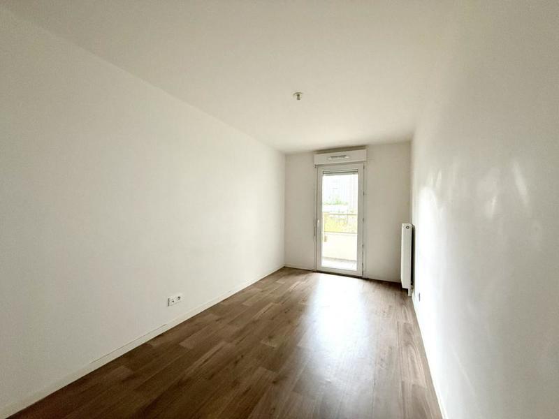 Appartement ancien - 75 m² - 4 pièces