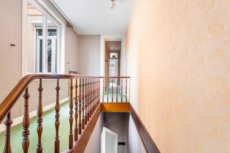 Maison - 176 m² - 8 pièces