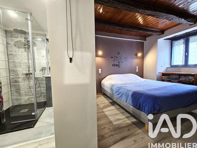 Maison - 179 m² - 7 pièces