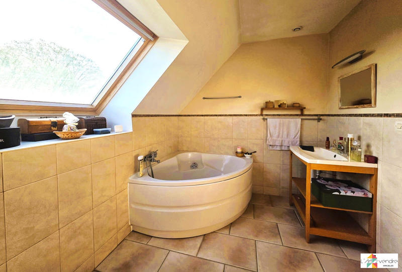 Maison - 171 m² - 7 pièces