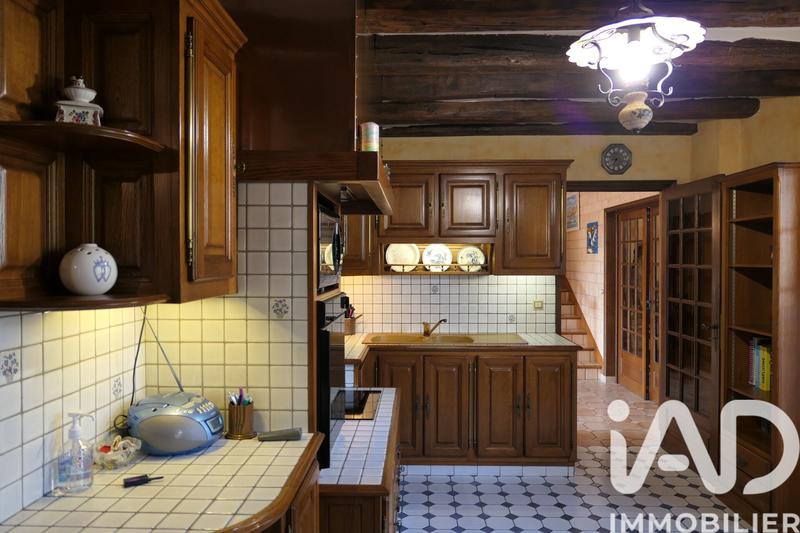 Maison - 255 m² - 8 pièces