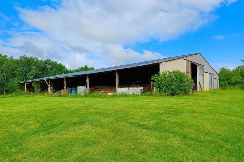 Maison - 220 m² - 9 pièces