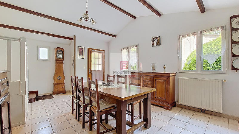 Maison - 140 m² - 6 pièces