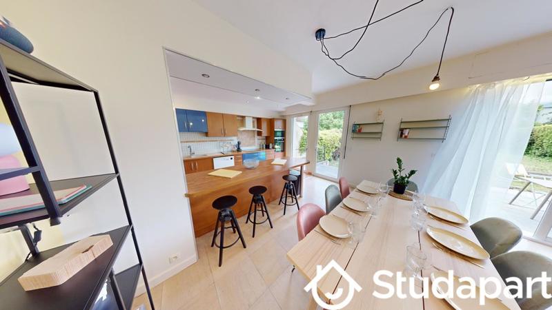 Chambre - 10 m² - 1 pièce