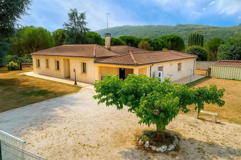 Maison - 127 m² - 5 pièces