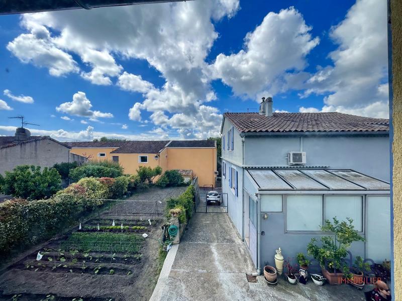 Maison - 316 m² - 10 pièces