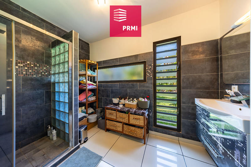 Maison - 147 m² - 6 pièces