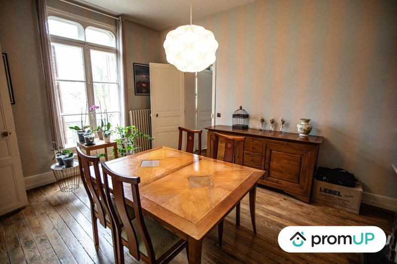 Appartement - 253 m² - 6 pièces