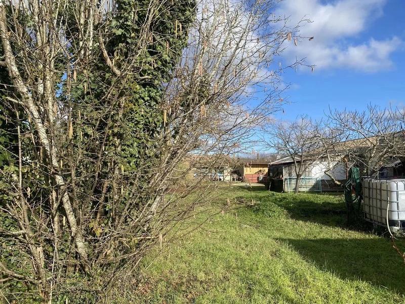 Terrain constructible - 660 m²