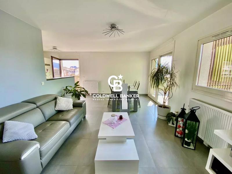 Appartement - 81 m² - 4 pièces