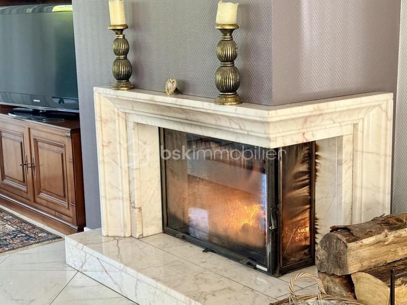 Propriété - 353 m² - 10 pièces