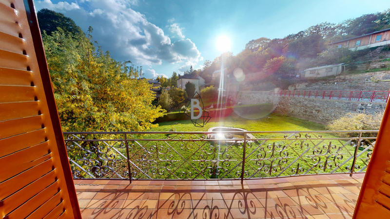 Appartement - 96 m² - 4 pièces