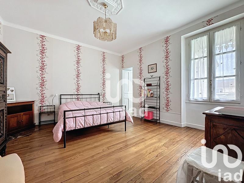 Maison de ville - 364 m² - 9 pièces