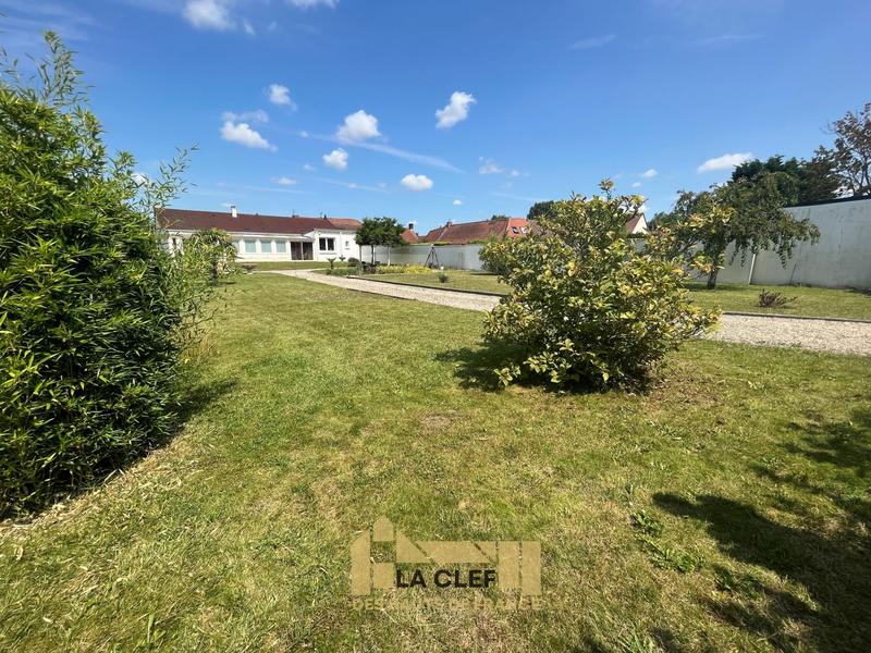 Terrain - 750 m²