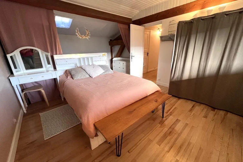 Maison - 183 m² - 7 pièces