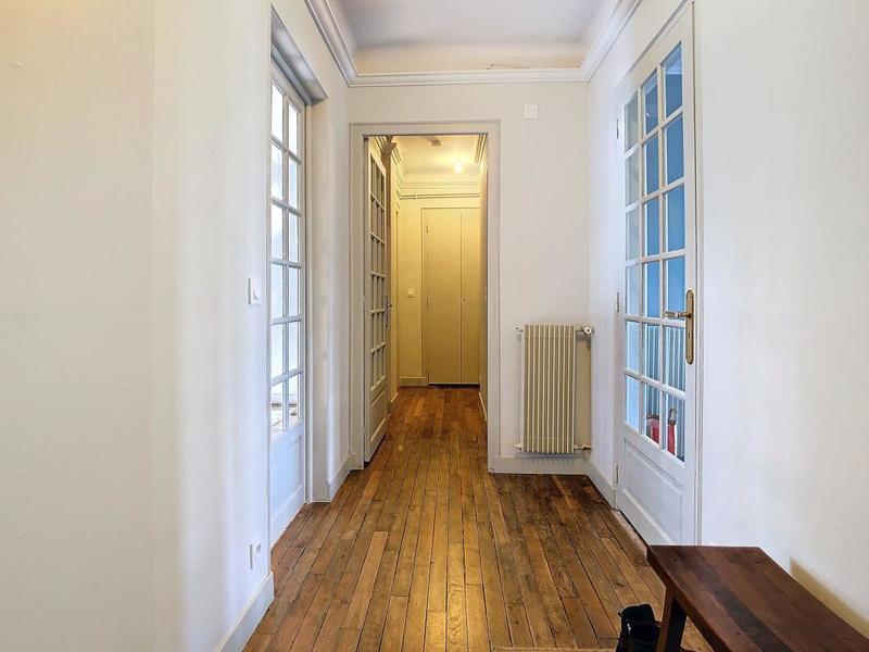 Appartement - 84 m² - 3 pièces