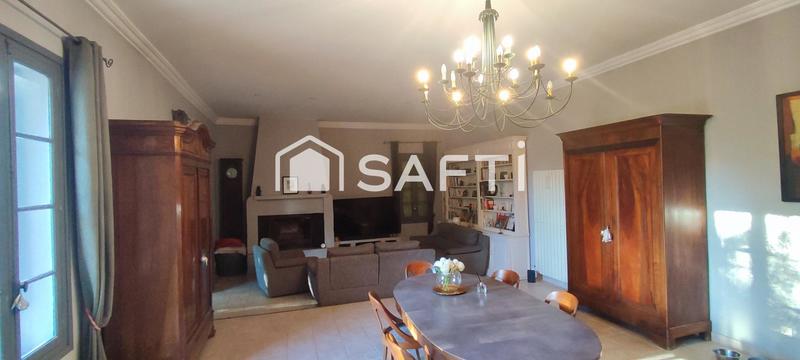 Maison - 363 m² - 12 pièces