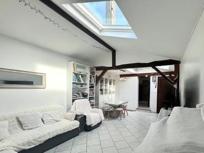 Maison - 83 m² - 6 pièces