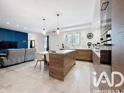 Appartement - 83 m² - 3 pièces