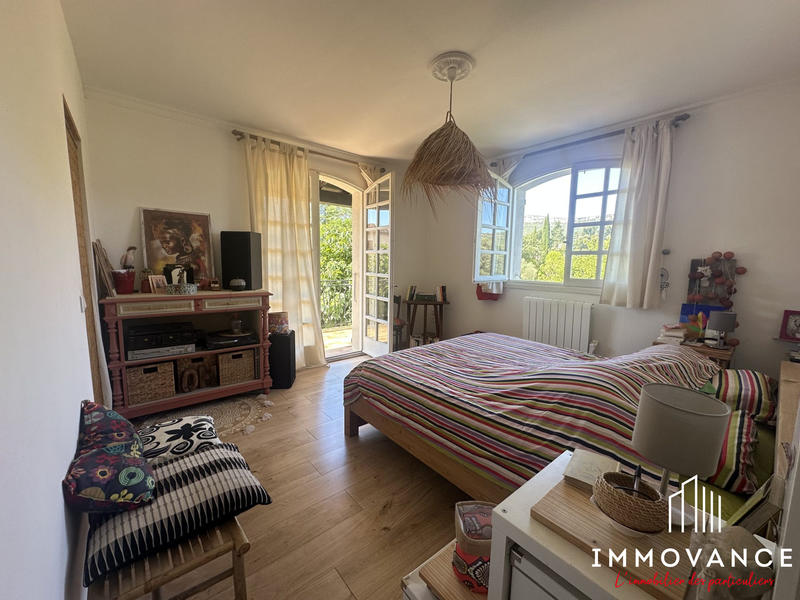 Villa - 204 m² - 5 pièces