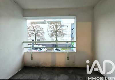 Studio - 15 m² - 1 pièce