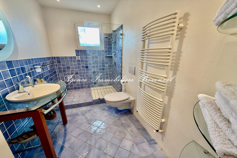 Villa - 184 m² - 7 pièces