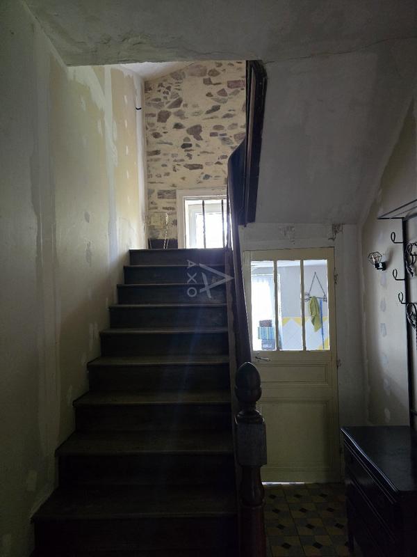 Maison - 232 m² - 11 pièces