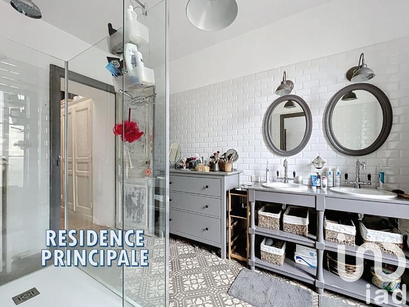 Maison - 362 m² - 13 pièces