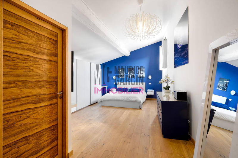 Appartement - 139 m² - 4 pièces