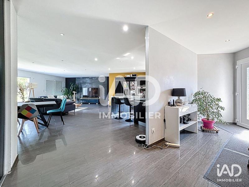 Maison - 182 m² - 5 pièces