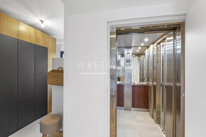 Appartement - 112 m² - 4 pièces