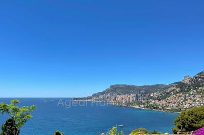 Appartement - 105 m² - 4 pièces