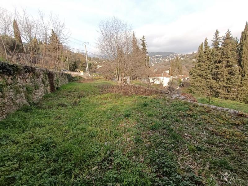 Propriété - 69 m² - 6 pièces