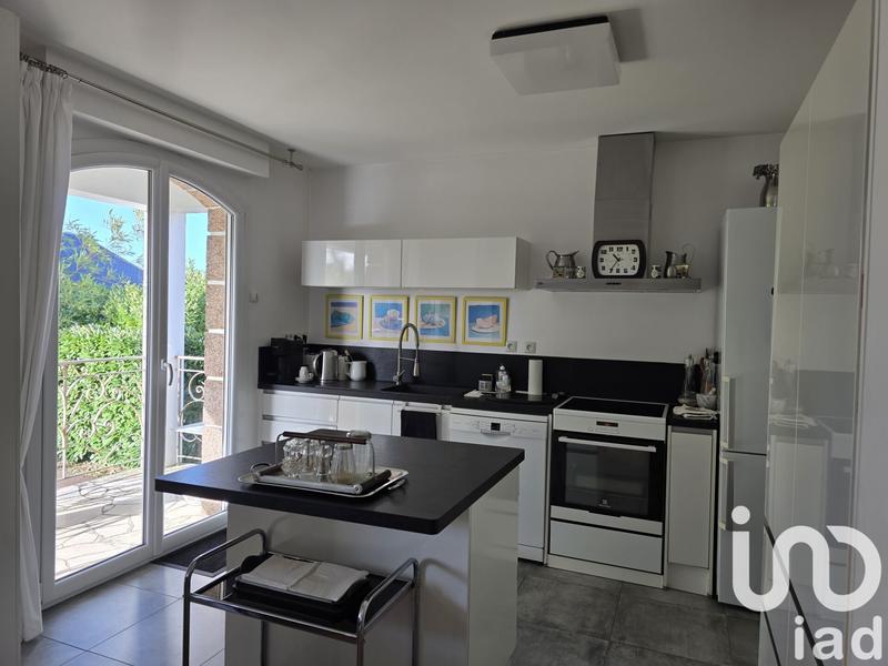 Maison de ville - 187 m² - 8 pièces