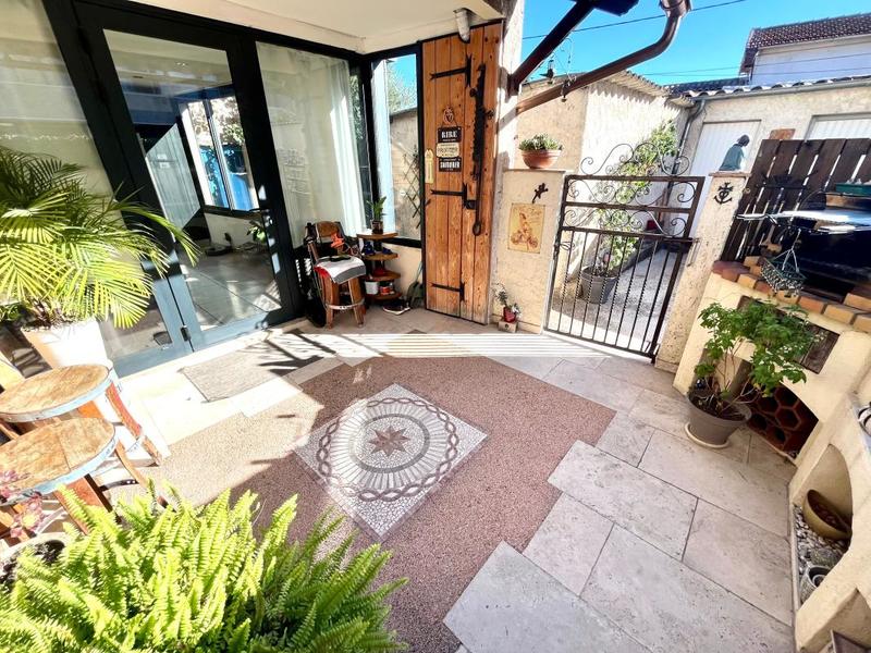 Villa - 100 m² - 3 pièces