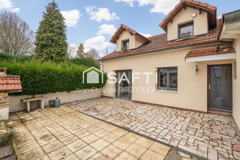 Maison - 143 m² - 6 pièces