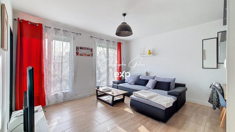 Maison traditionnelle - 82 m² - 4 pièces