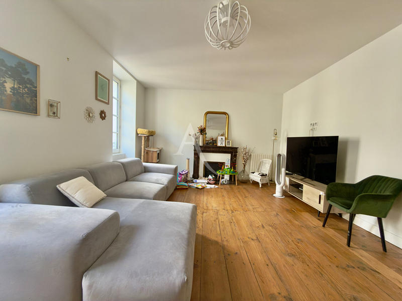 Appartement - 105 m² - 4 pièces