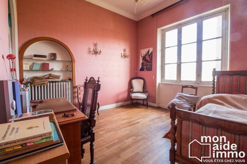 Château - 350 m² - 15 pièces