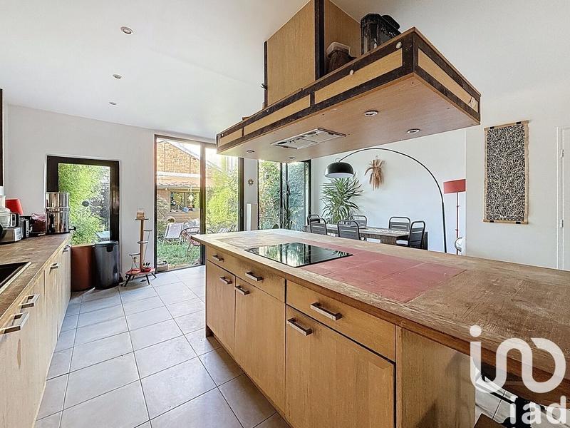 Maison - 184 m² - 5 pièces