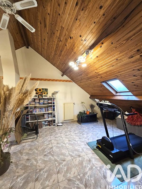 Maison - 197 m² - 7 pièces