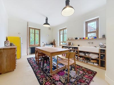 Maison bourgeoise - 227 m² - 7 pièces