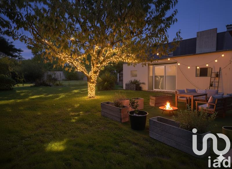 Maison - 200 m² - 8 pièces