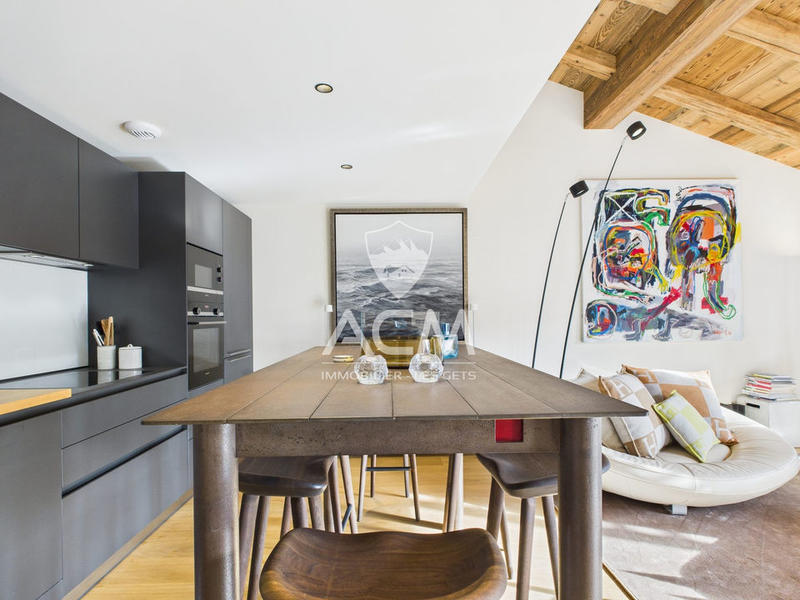 Penthouse - 61 m² - 2 pièces