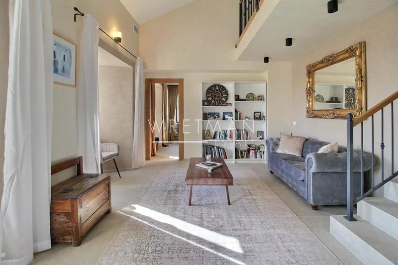 Mas - 345 m² - 6 pièces