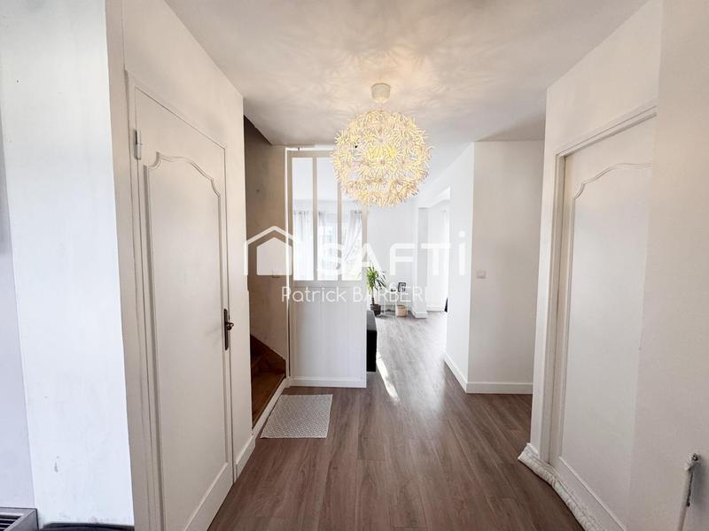 Maison - 94 m² - 5 pièces