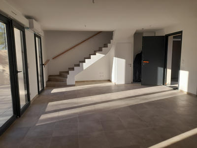 Villa - 86 m² - 4 pièces
